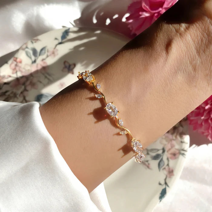 Luminous Tulip Crystal Bracelet